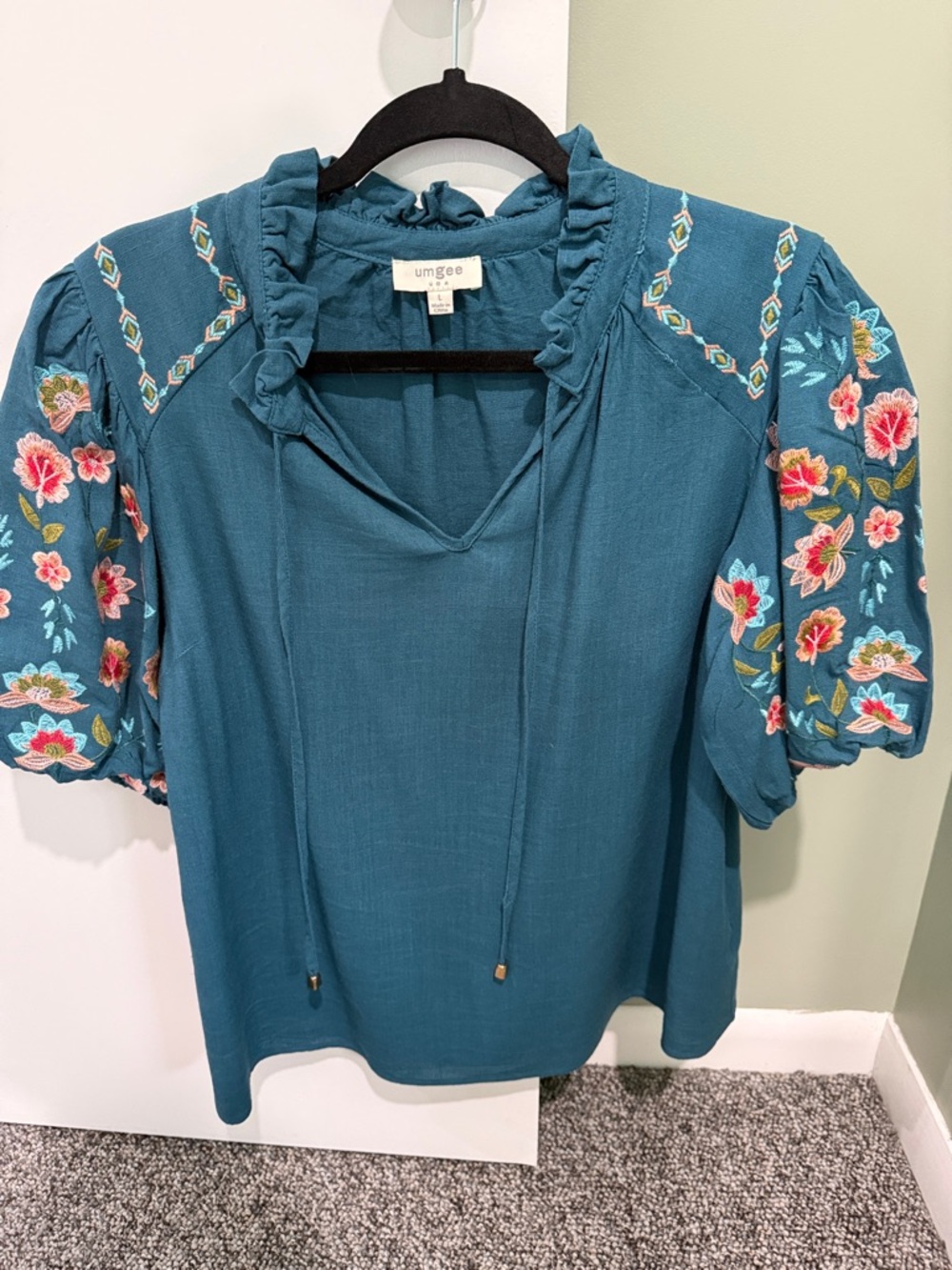 Umgee Teal Embroidered Puff-Sleeve Peasant Blouse